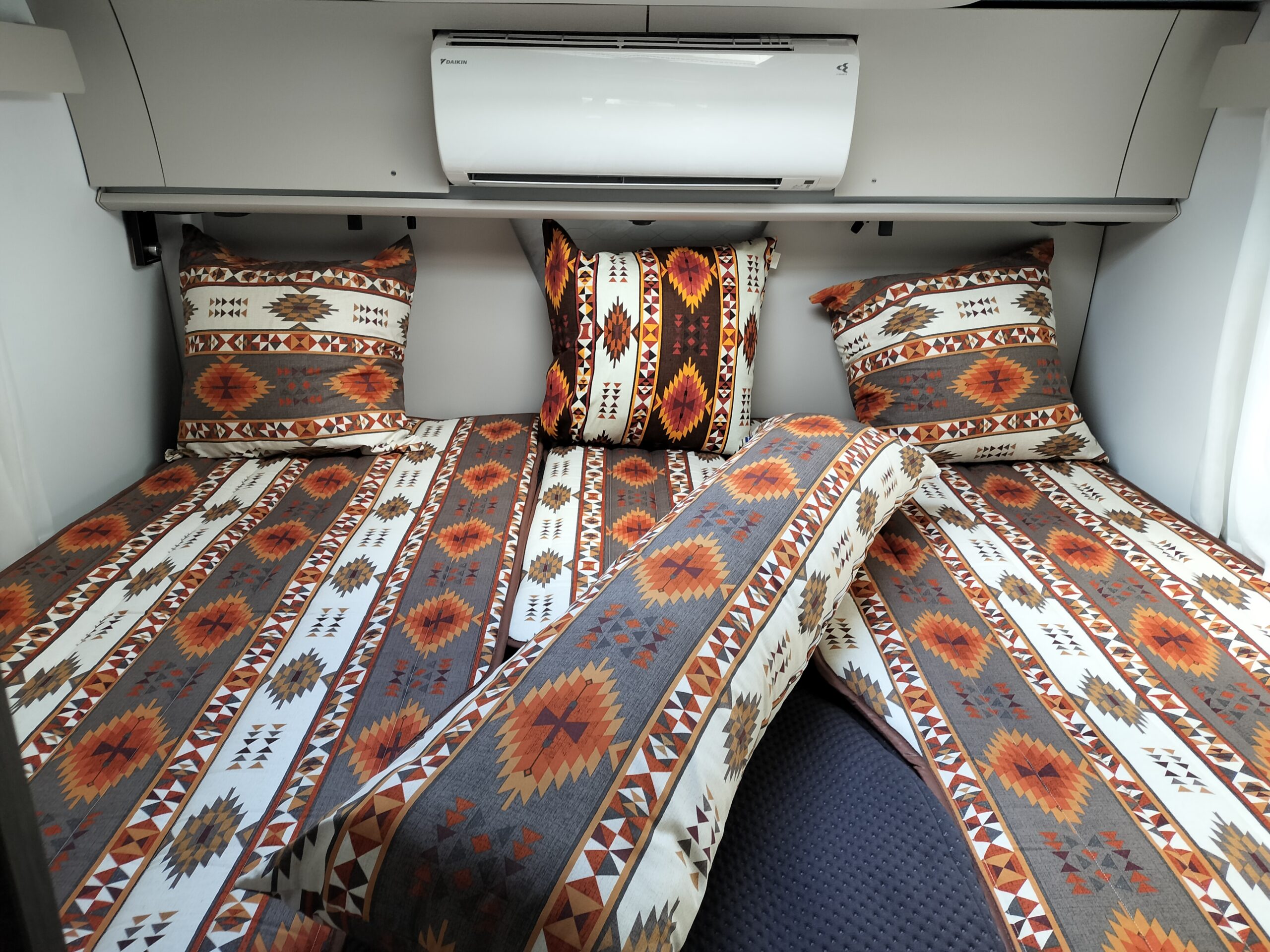 Vehicle gallery image