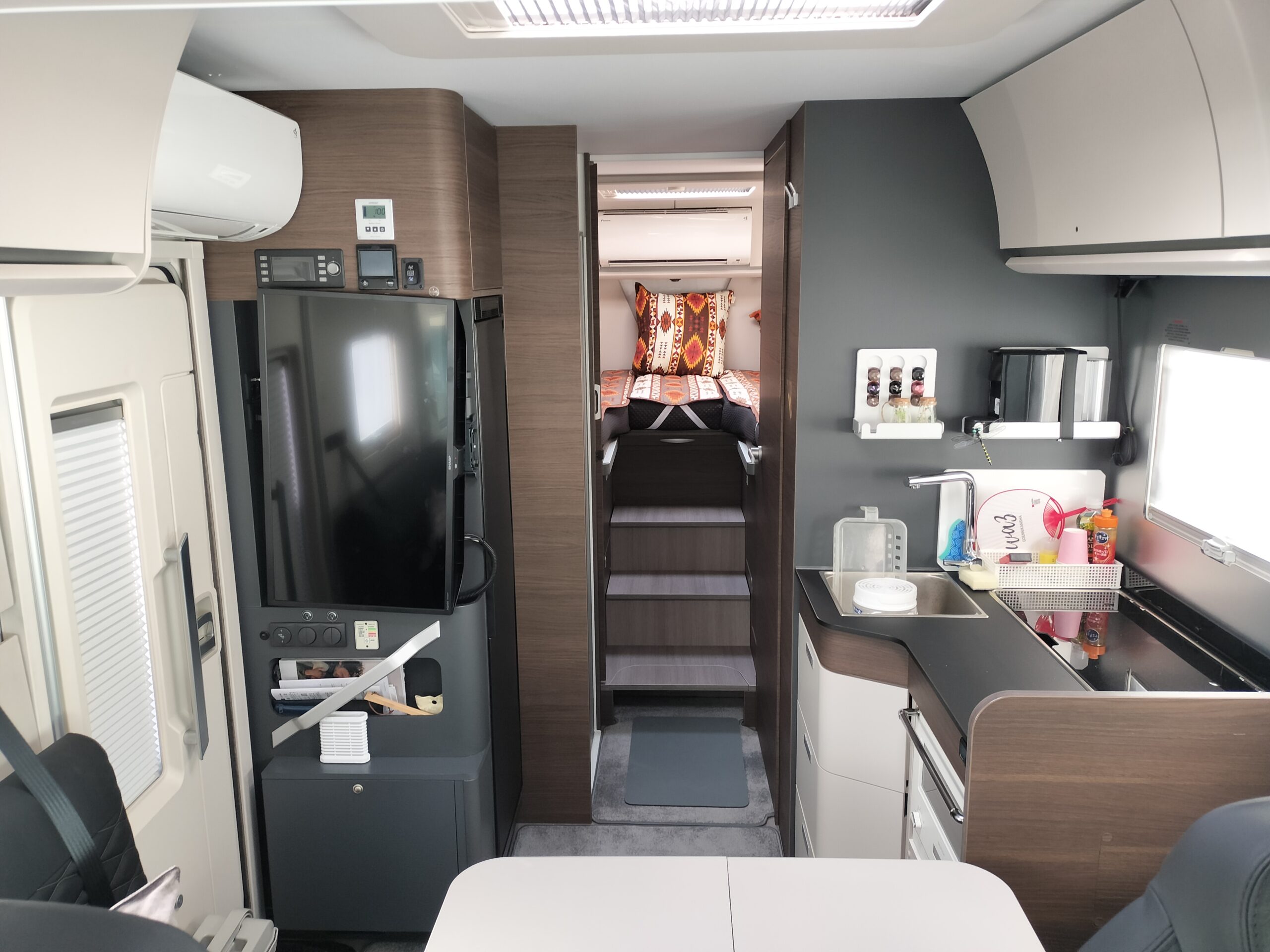 Vehicle gallery image